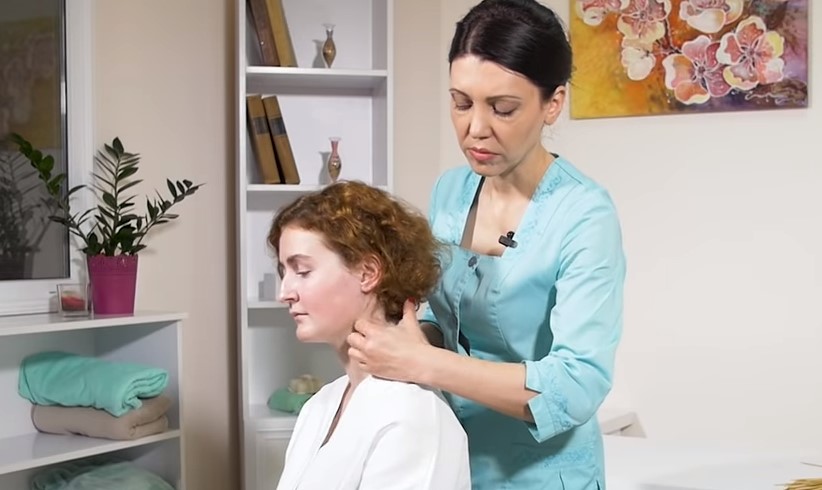 Як позбутись симтомів втоми в області шиї (відео)